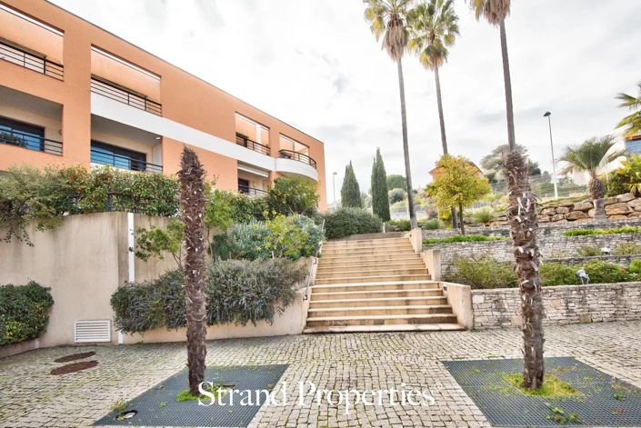 Image No.16-2 Bed Apartment for sale