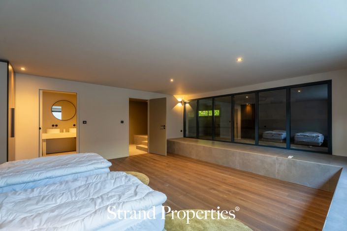 Image No.19-5 Bed Villa for sale