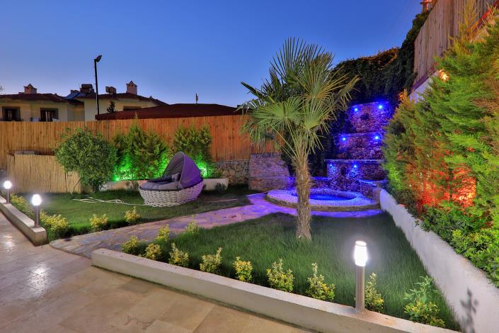 Image No.8-8 Bed Villa / Detached for sale
